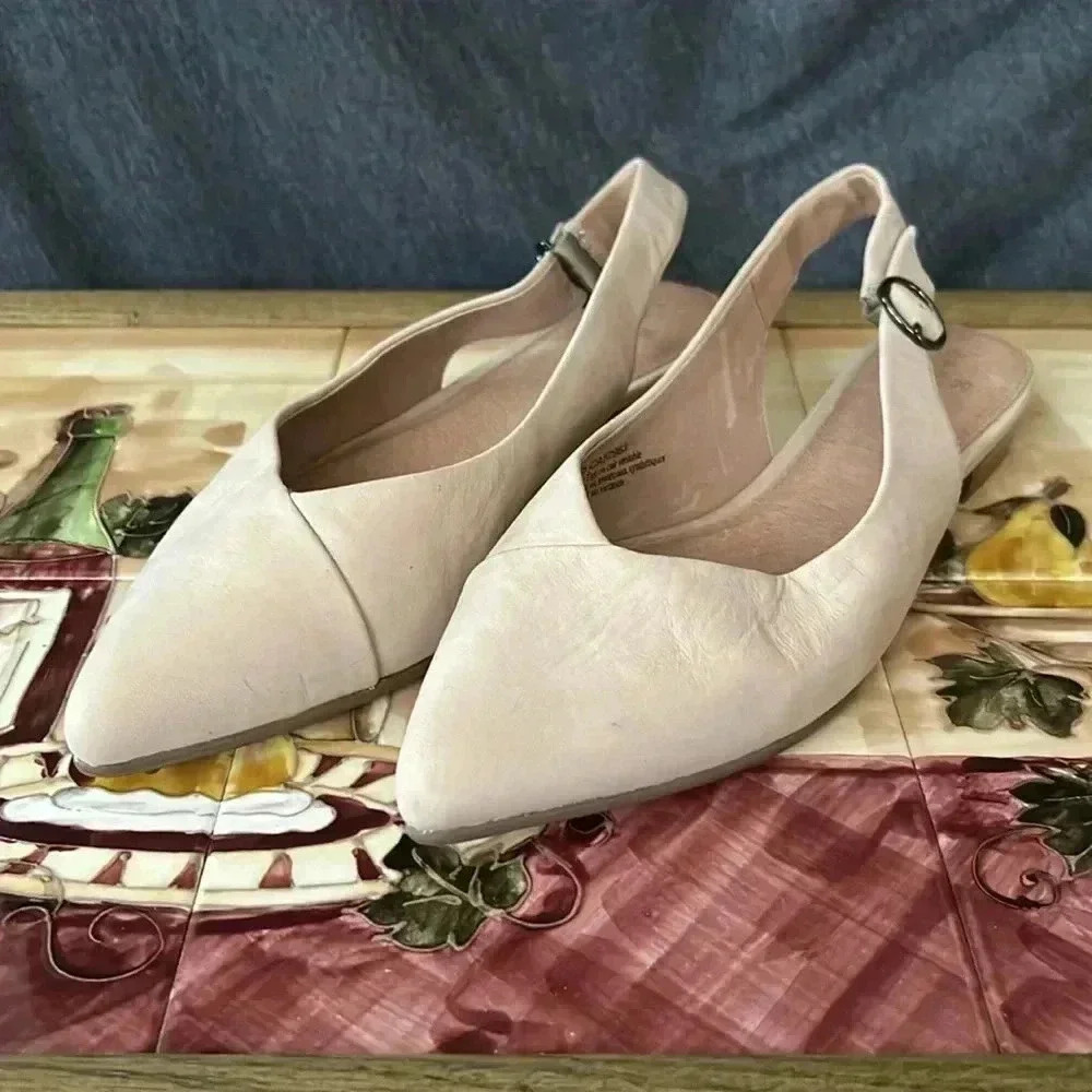 Caslon shoes